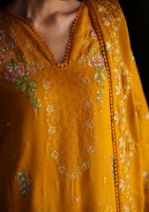 Winter - Neeshay - Reverie Karandi Unstitched 26 - MELLOWGOLD