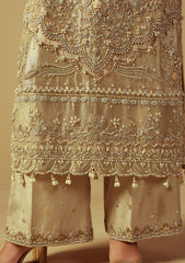 Crystal Noor