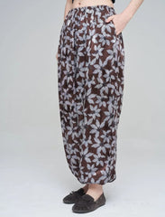 Pret - Moven - Leaf Patterned Viscose Women's Trousers with Elasticated Hem - Chocolate