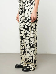 Pret - Moven - Floral Palazzo Satin Trousers - Skin & Black