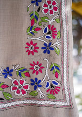 Wool Needle Work Shawl D - 44F - Mouse