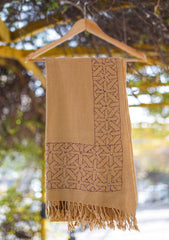 Wool Needle Work Shawl D - 50 - D Falsa