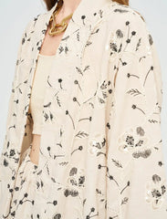 Pret - Moven - Floral Embroidered and Sequined Kimono - Black