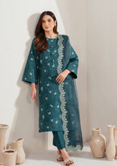 Pret Collection - Garnet Clothing - Winter Silhouette - Ameesha