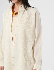 Pret - Moven - Oversize Linen Shirt with Embroidered Details - Off White