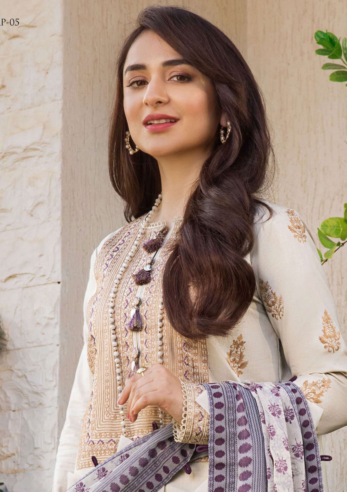 Lawn Collection - Asim Jofa - Rania - AJRP#05 available at Saleem Fabrics Traditions