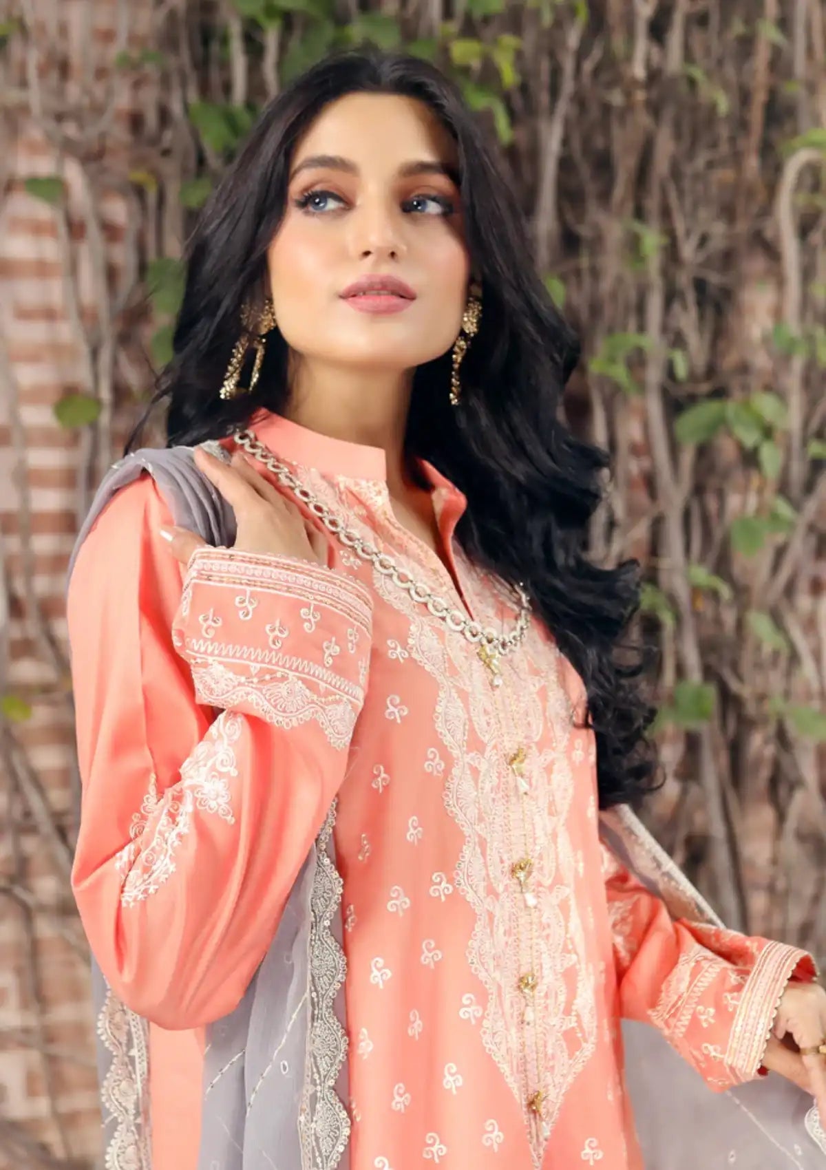 Lawn Collection - Lakhany - Spring - V02 - SEC#3025 available at Saleem Fabrics Traditions