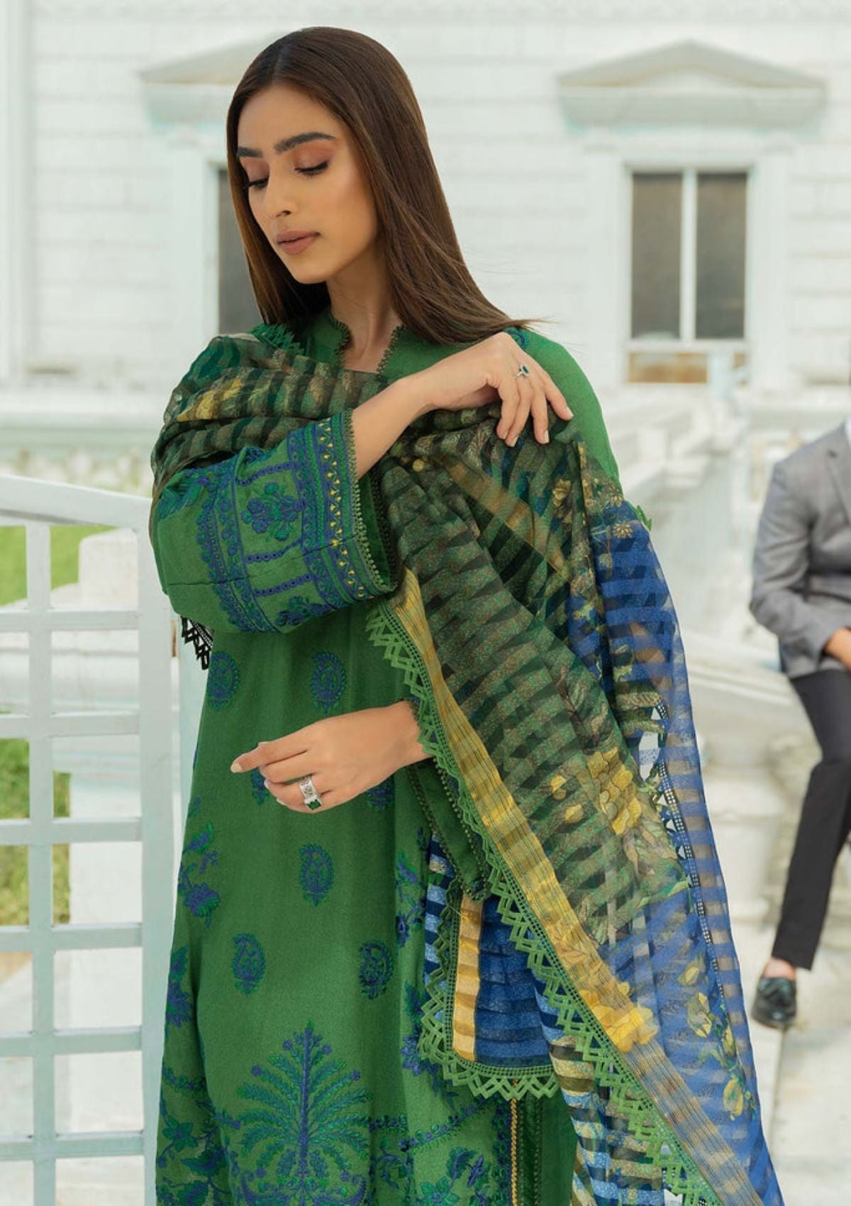 Winter Collection - Charizma - Fall Winter - Karandi - V01 - CKW#4 available at Saleem Fabrics Traditions