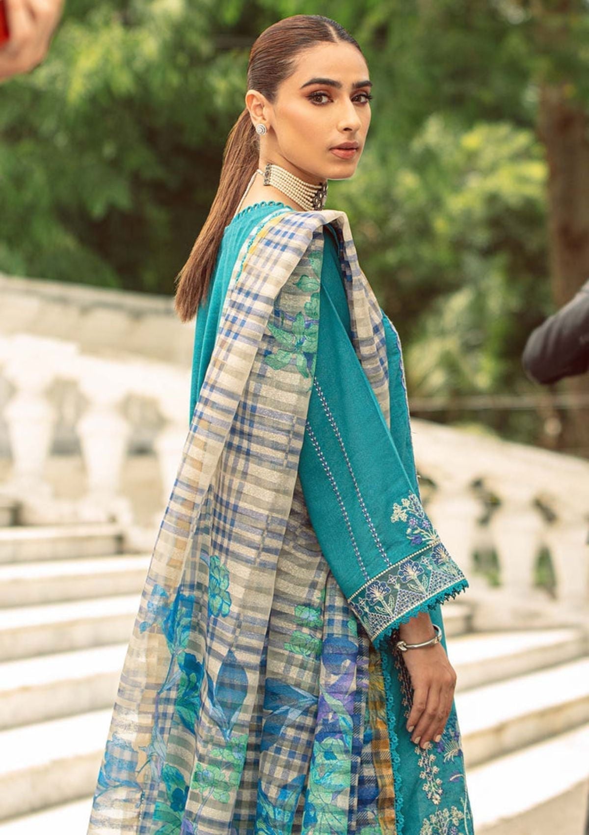 Winter Collection - Charizma - Fall Winter - Karandi - V01 - CKW#8 available at Saleem Fabrics Traditions