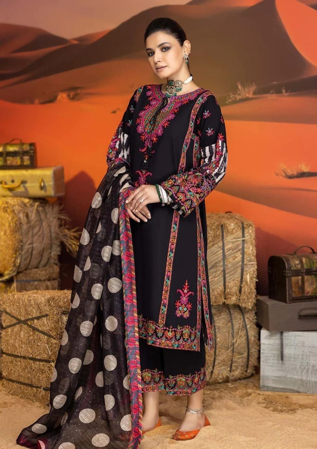 Winter Collection - Charizma - Miraas - Khaddar - V01 - CM#8 available at Saleem Fabrics Traditions