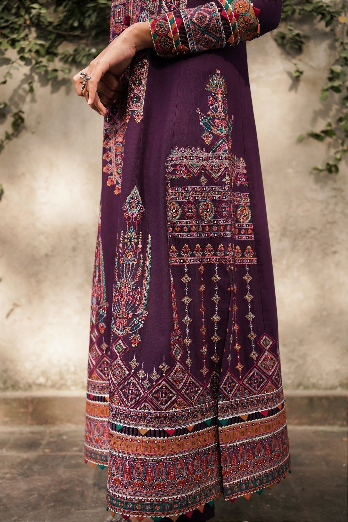 Winter Collection - Jazmin - Shahtoosh Luxury - D#01 (CHAASHNI) available at Saleem Fabrics Traditions