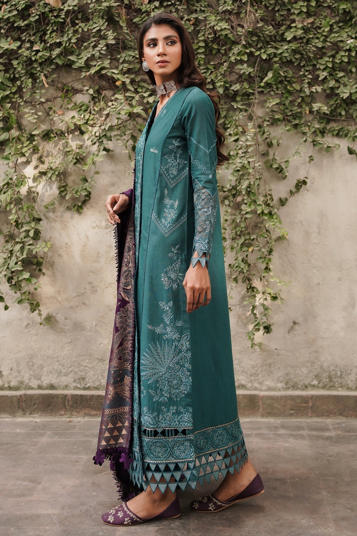 Winter Collection - Jazmin - Shahtoosh Luxury - D#03 (SAMAA) available at Saleem Fabrics Traditions