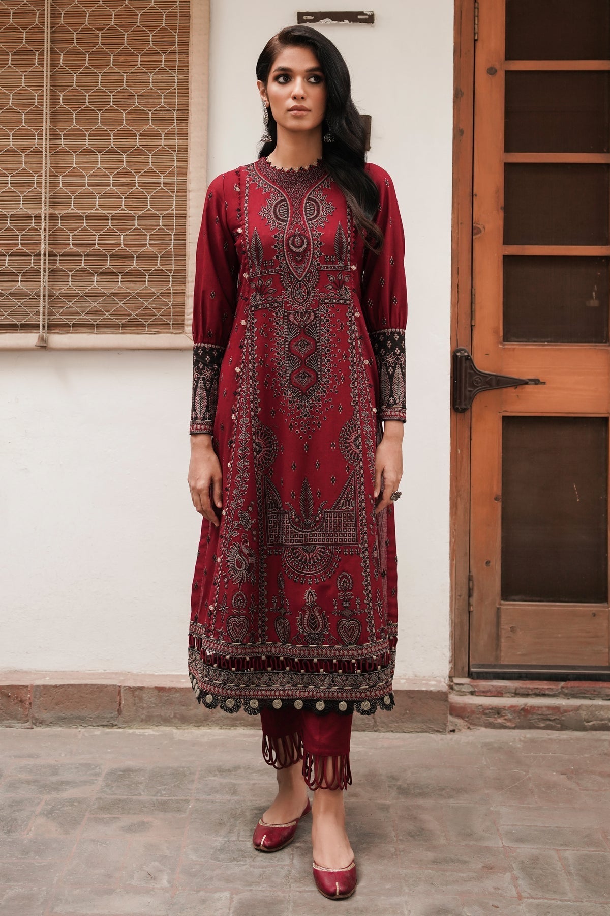 Winter Collection - Jazmin - Shahtoosh Luxury - D#07 (SABUHI) available at Saleem Fabrics Traditions
