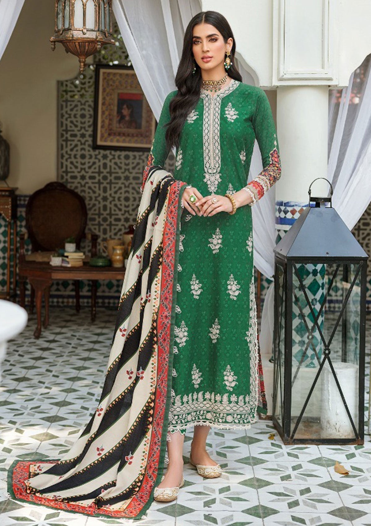 Winter Collection - Noor - Saadia Asad - Prints - NP#3B available at Saleem Fabrics Traditions