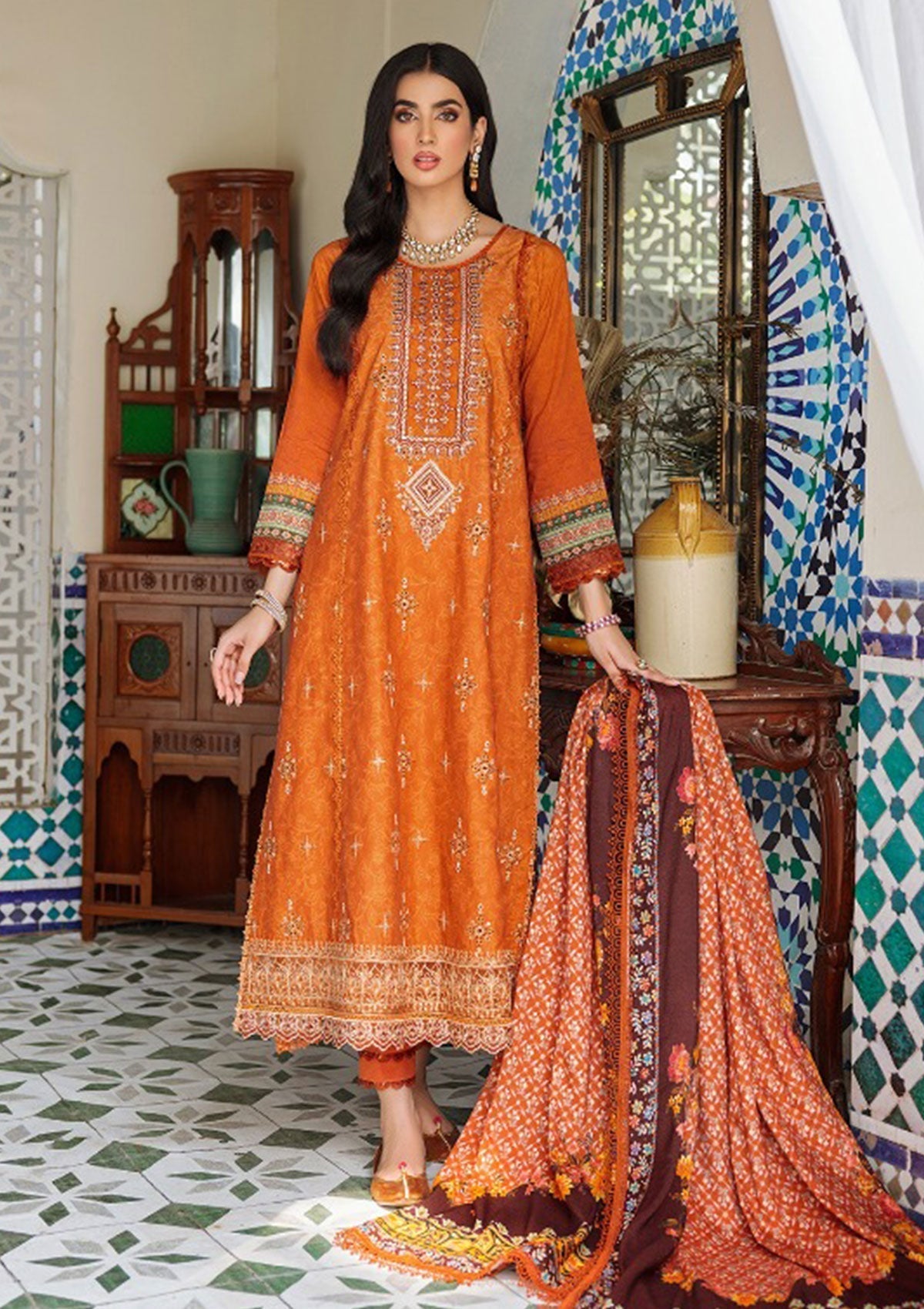 Winter Collection - Noor - Saadia Asad - Prints - NP#8A available at Saleem Fabrics Traditions