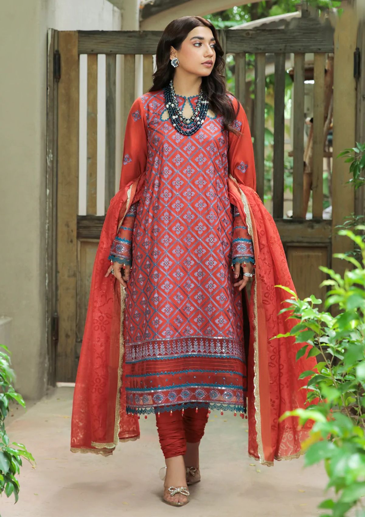Winter Collection - Parishay - Noor-e-Nazar - D#10 available at Saleem Fabrics Traditions
