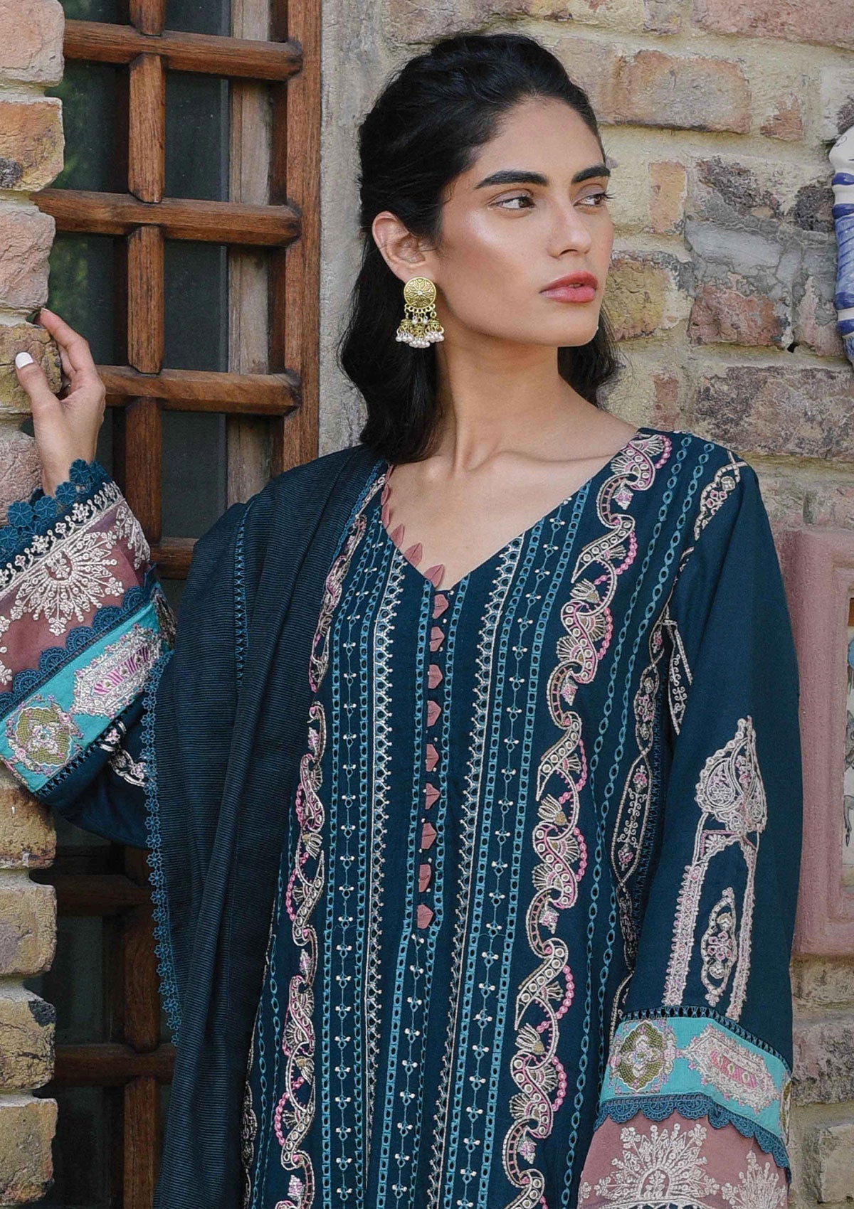 Winter Collection - Qalamkar - Qline - Linen - Zara - VL#2 available at Saleem Fabrics Traditions