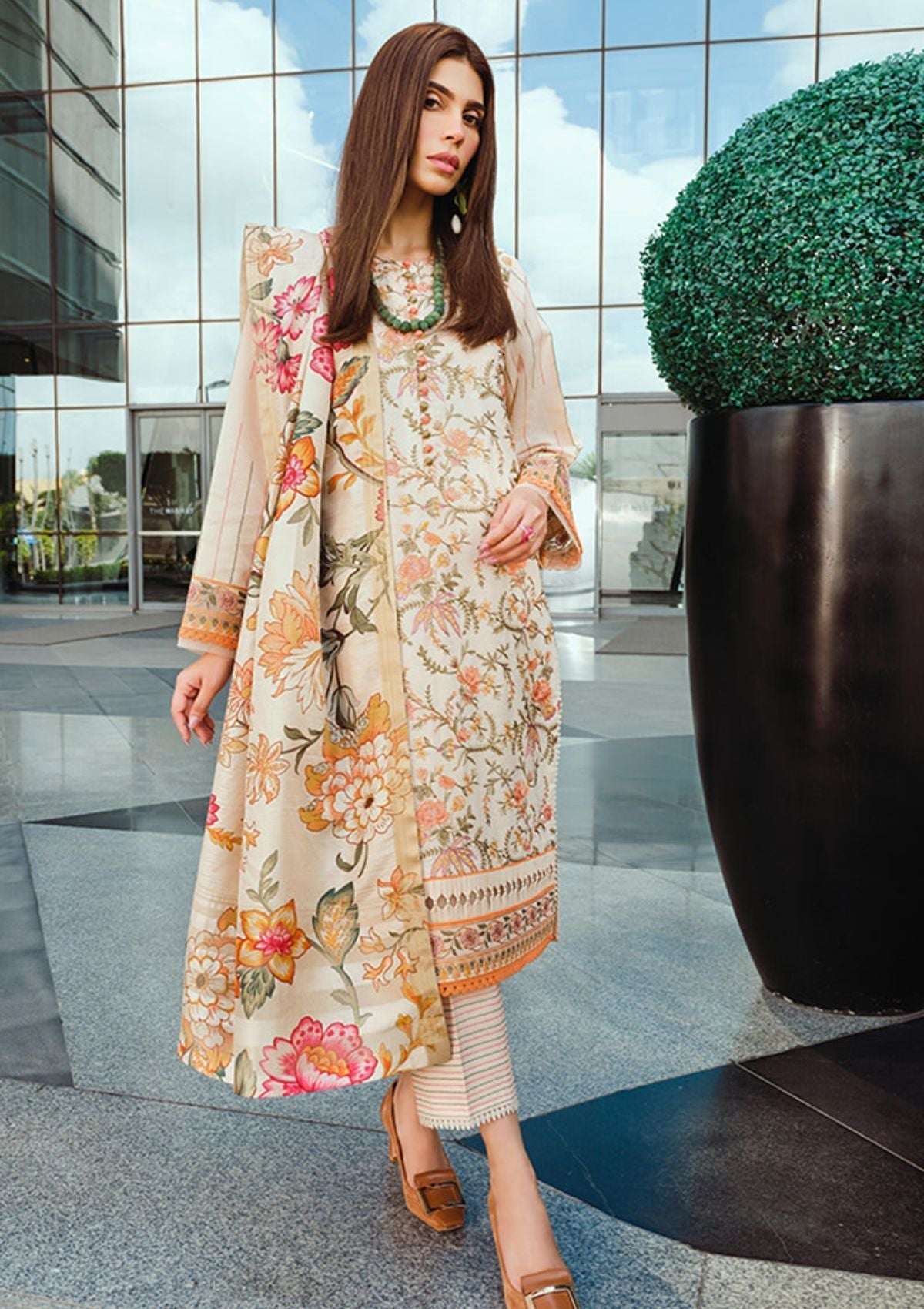 Winter Collection - Rang Rasiya - Dosti - D#06 available at Saleem Fabrics Traditions