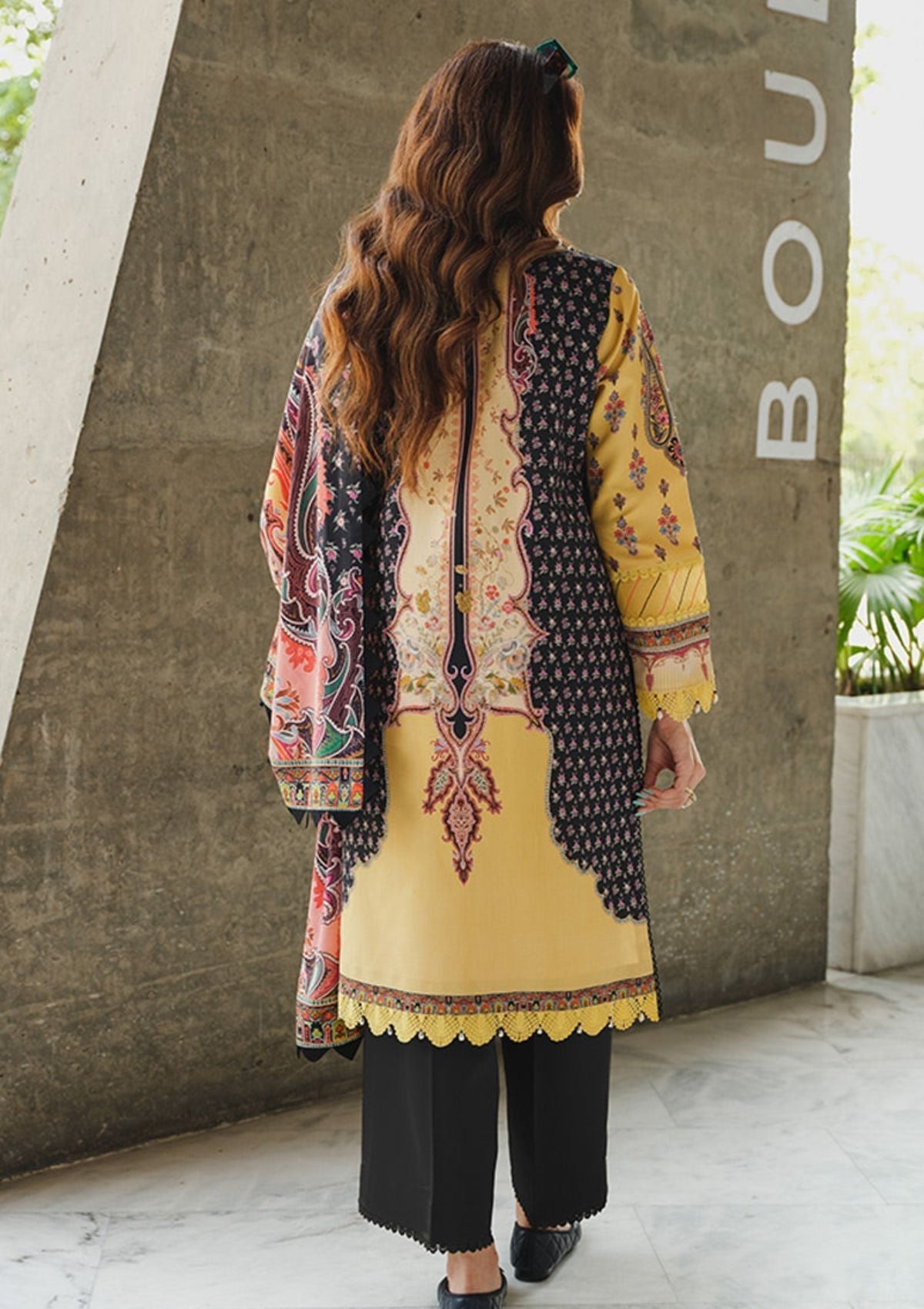 Winter Collection - Rang Rasiya - Dosti - D#17 available at Saleem Fabrics Traditions