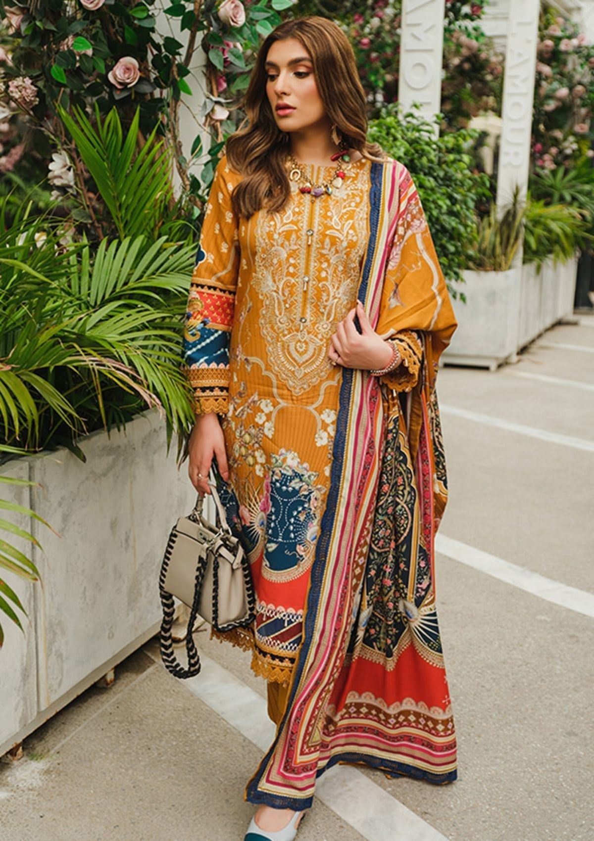 Winter Collection - Rang Rasiya - Dosti - D#20 available at Saleem Fabrics Traditions