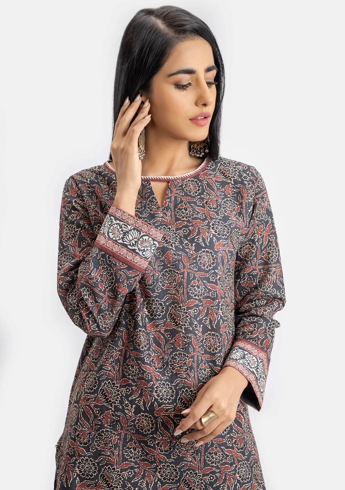 Winter Collection - Sahar - Khaddar - 2Pcs - SWK#7 available at Saleem Fabrics Traditions