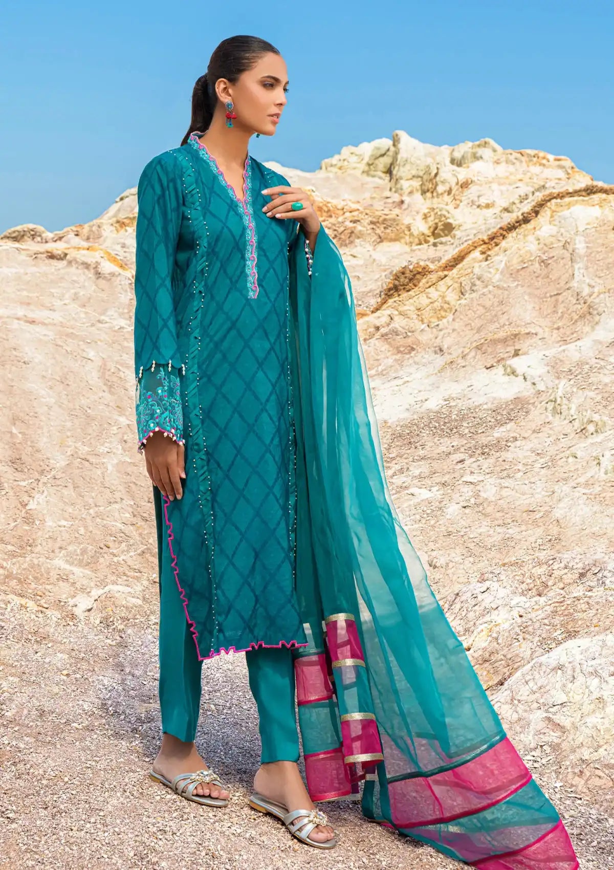 Winter Collection - Woven Palace - Zemira - 2pc - TE#002 available at Saleem Fabrics Traditions