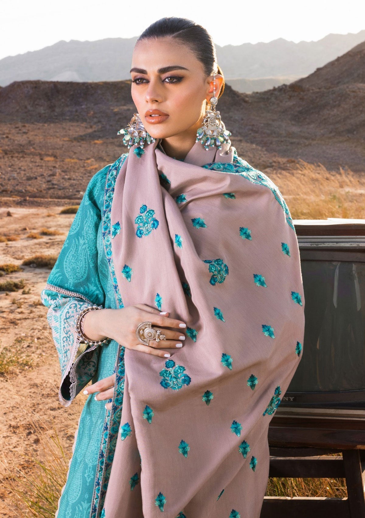 Winter Collection - Zainab Chottani - Winter Shawls - D#8 available at Saleem Fabrics Traditions
