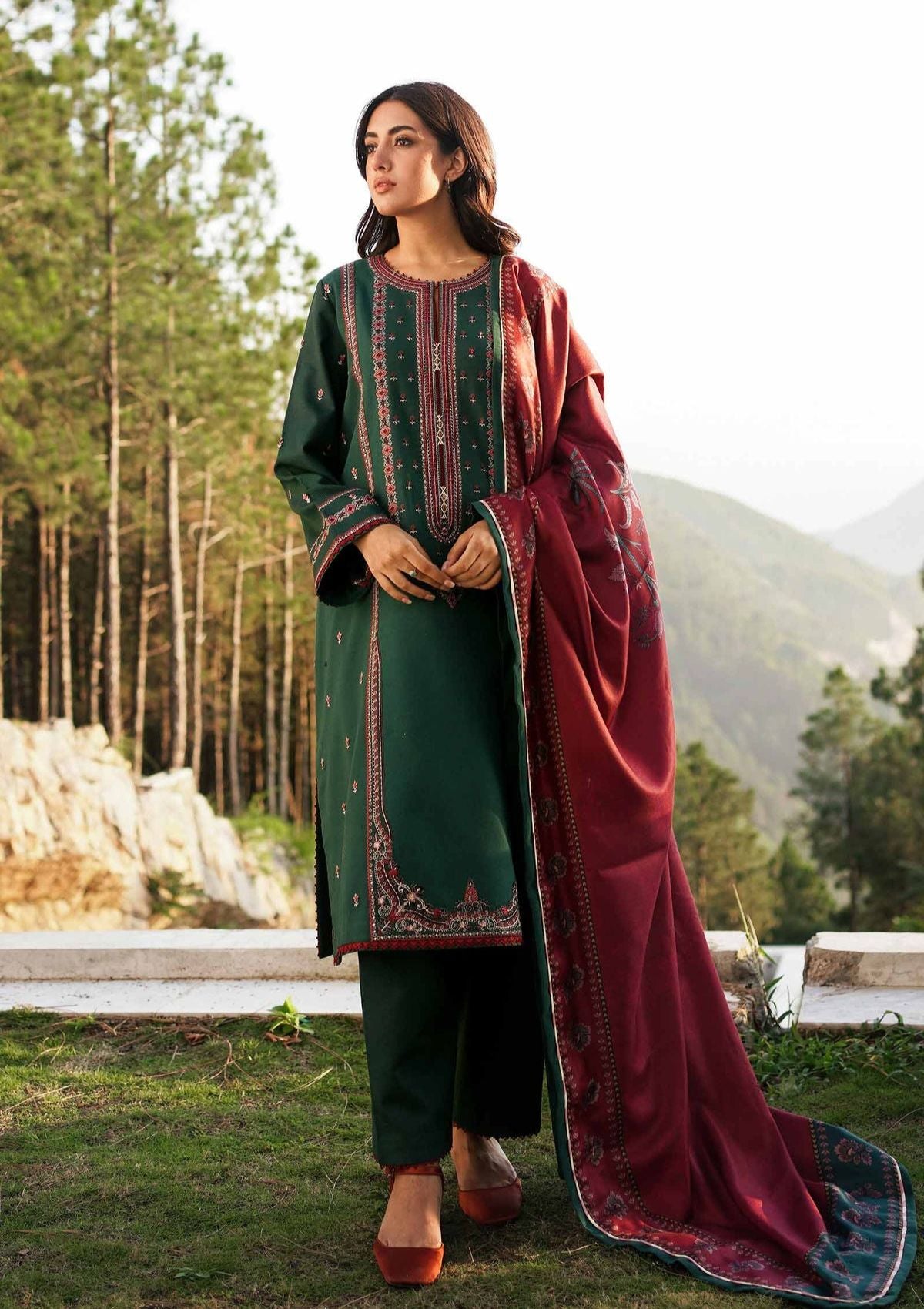 Winter Collection - Zara Shahjahan - Coco - D#2A available at Saleem Fabrics Traditions