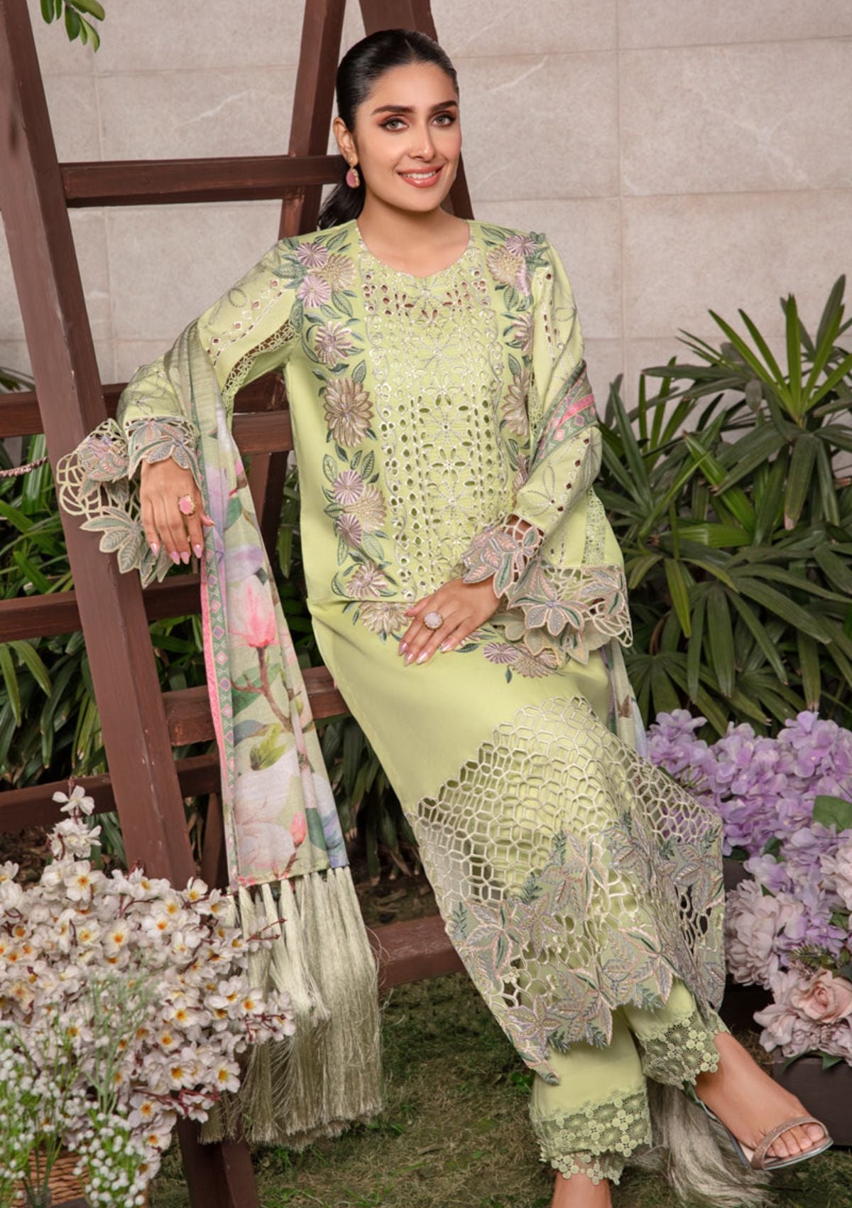 Lawn Collection - Rang Rasiya - Premium Eid - RE24#10 - GEETI