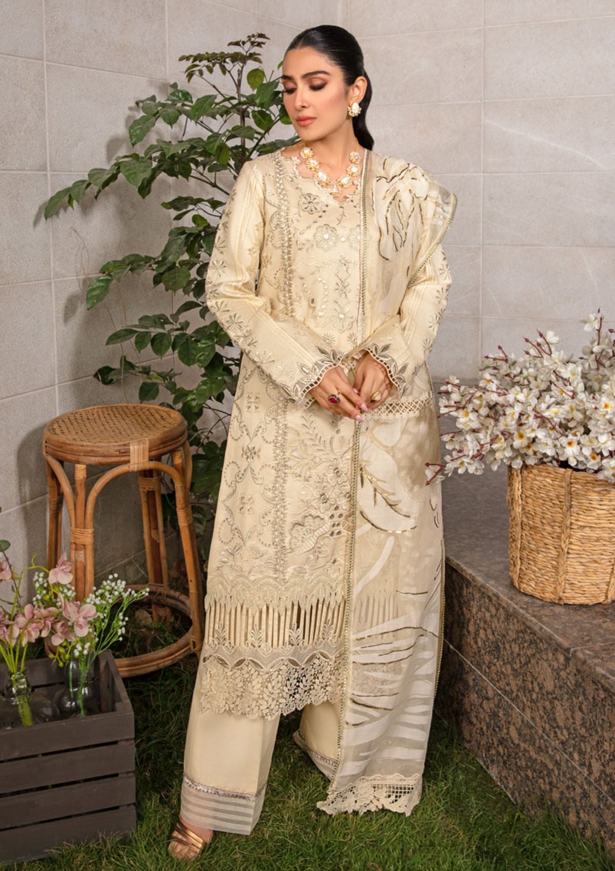 Lawn Collection - Rang Rasiya - Premium Eid - RE24#02 - HAYA