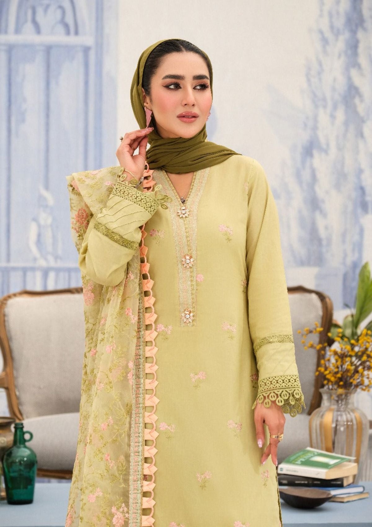 Lawn Collection - Eshaal Mishkaat - Zaib un Nisa - D#6B - Glamour