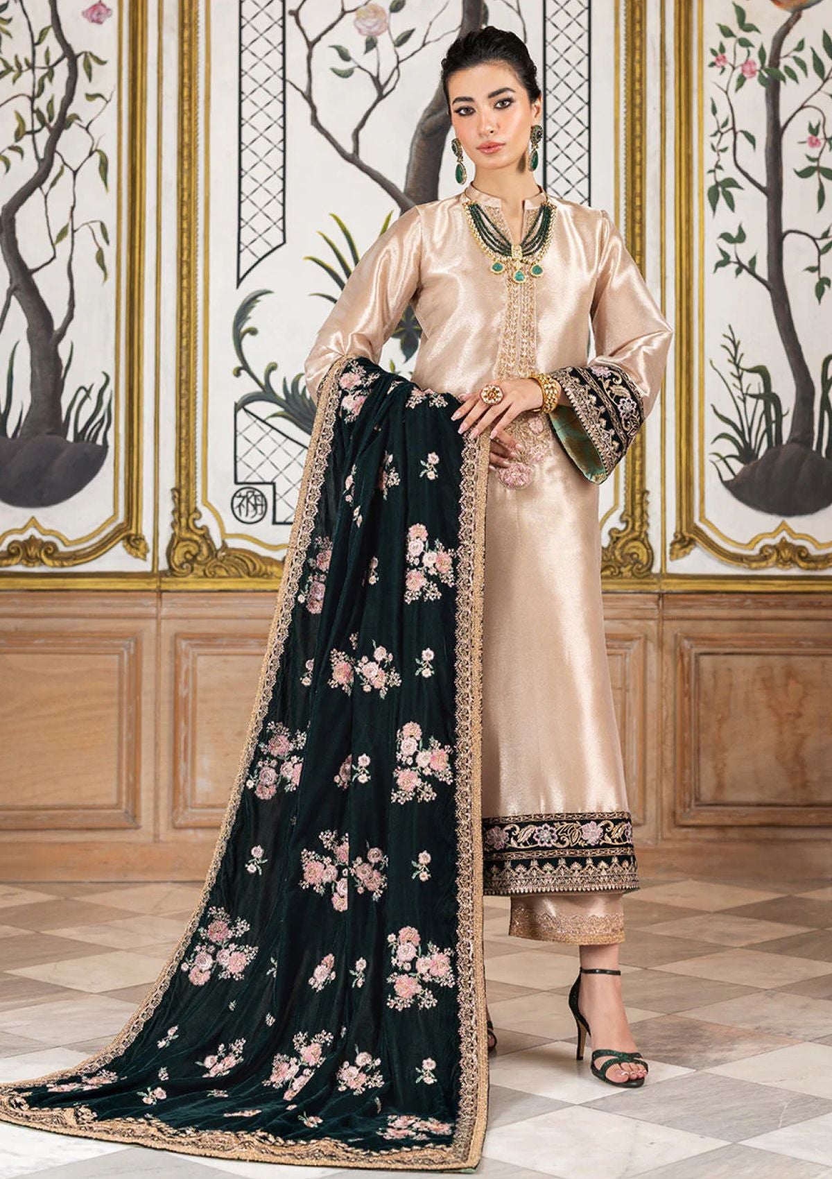 Winter Collection - Zainab Chottani - Velvet Unstitched 24 - D#3 - Sarwana