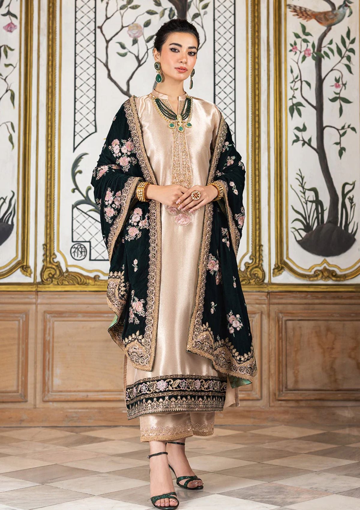 Winter Collection - Zainab Chottani - Velvet Unstitched 24 - D#3 - Sarwana