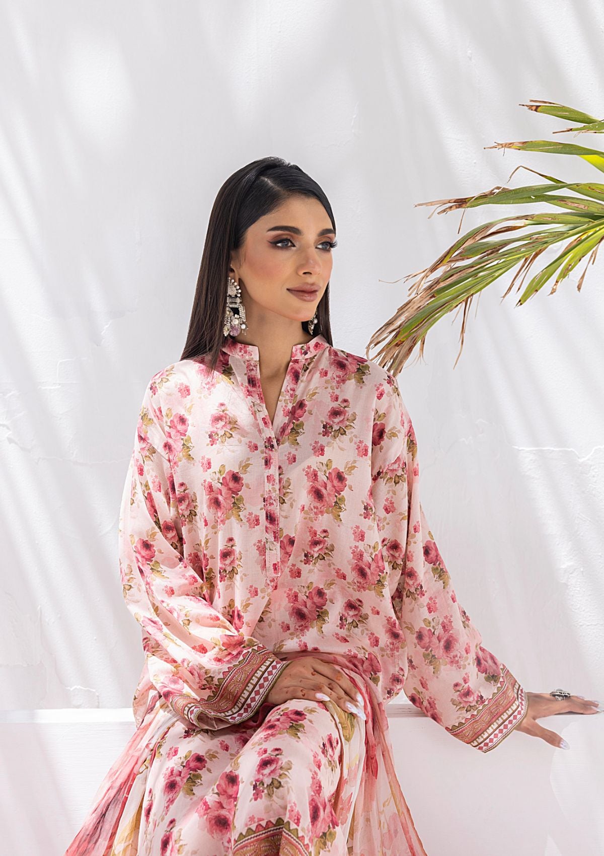 Lawn Collection - Lakhany - Komal Signature Prints - LG-MM-0103