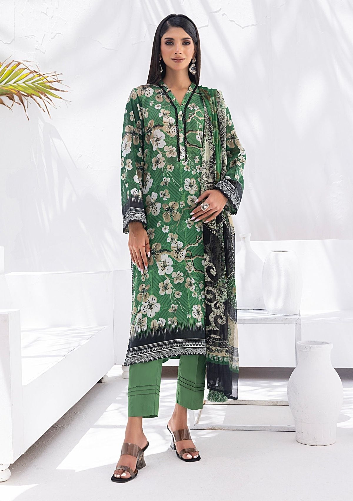 Lawn Collection - Lakhany - Komal Signature Prints - LG-MM-0104