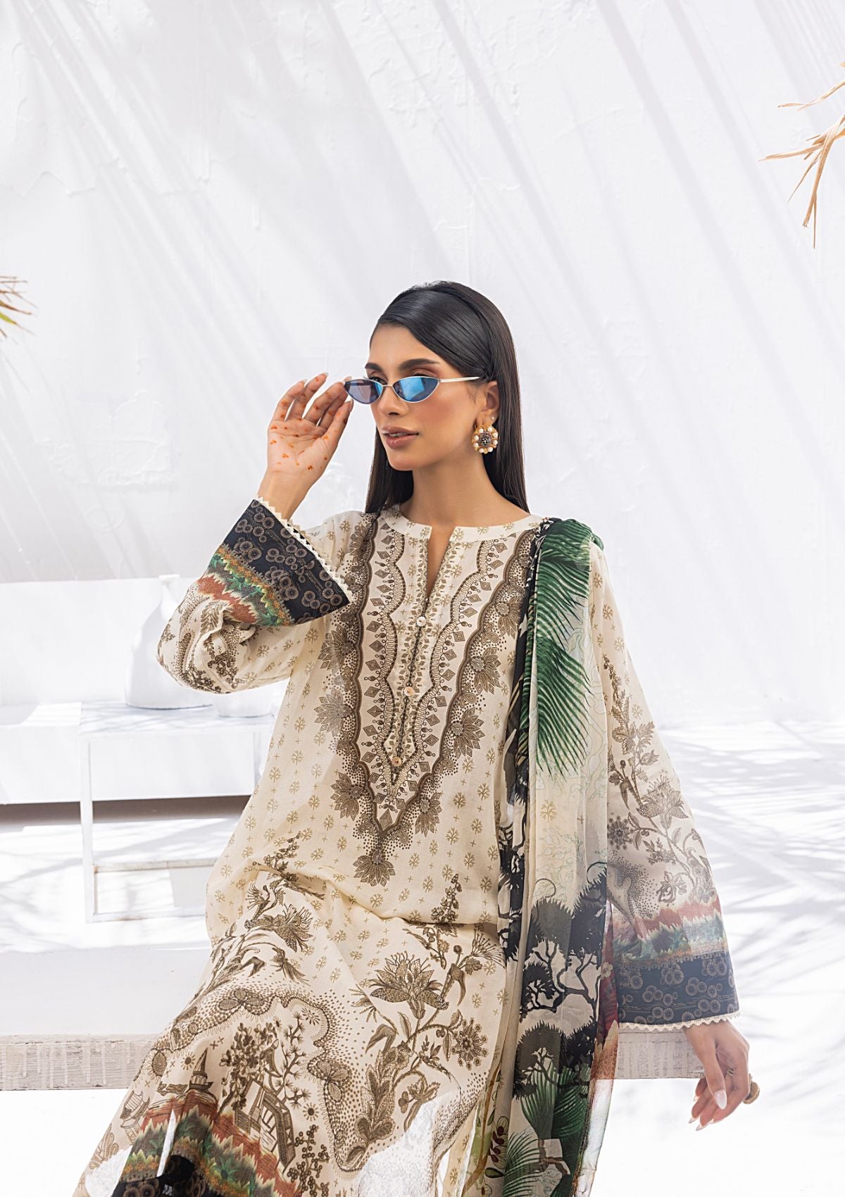 Lawn Collection - Lakhany - Komal Signature Prints - LG-MM-0105