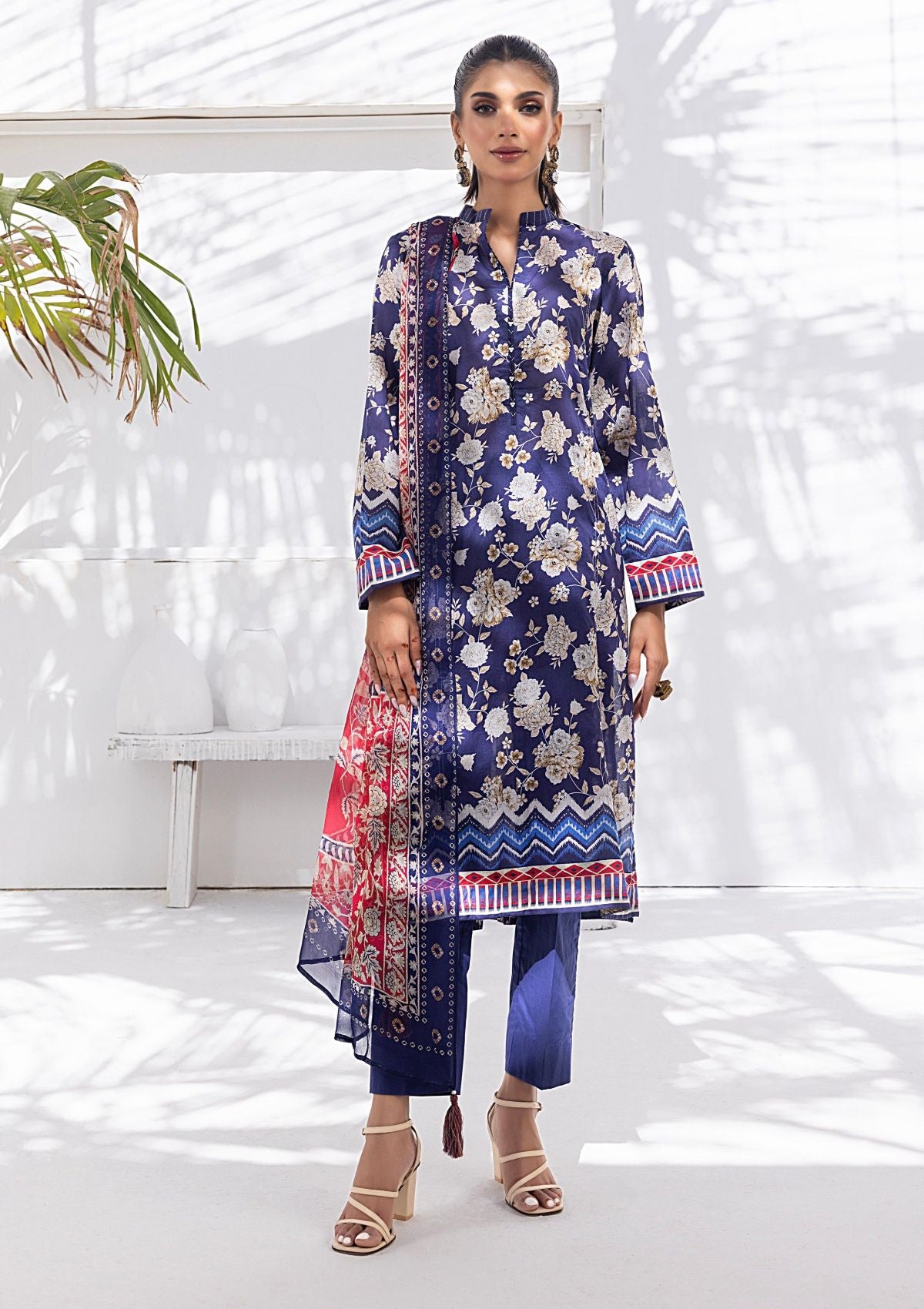 Lawn Collection - Lakhany - Komal Signature Prints - LG-MM-0109