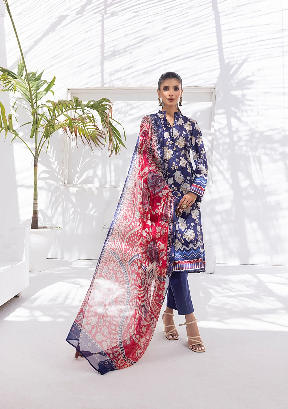 Lawn Collection - Lakhany - Komal Signature Prints - LG-MM-0109