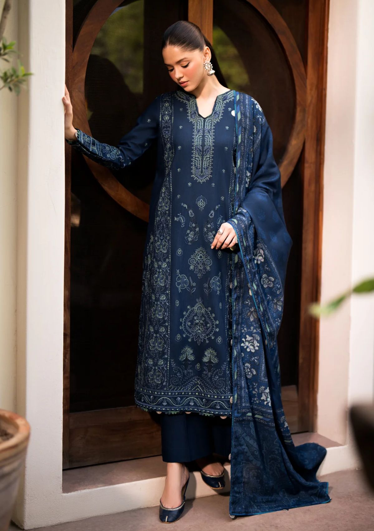 Winter Collection - Xenia - Dhoop Kinaray 24 - DK#02 - NEELUM