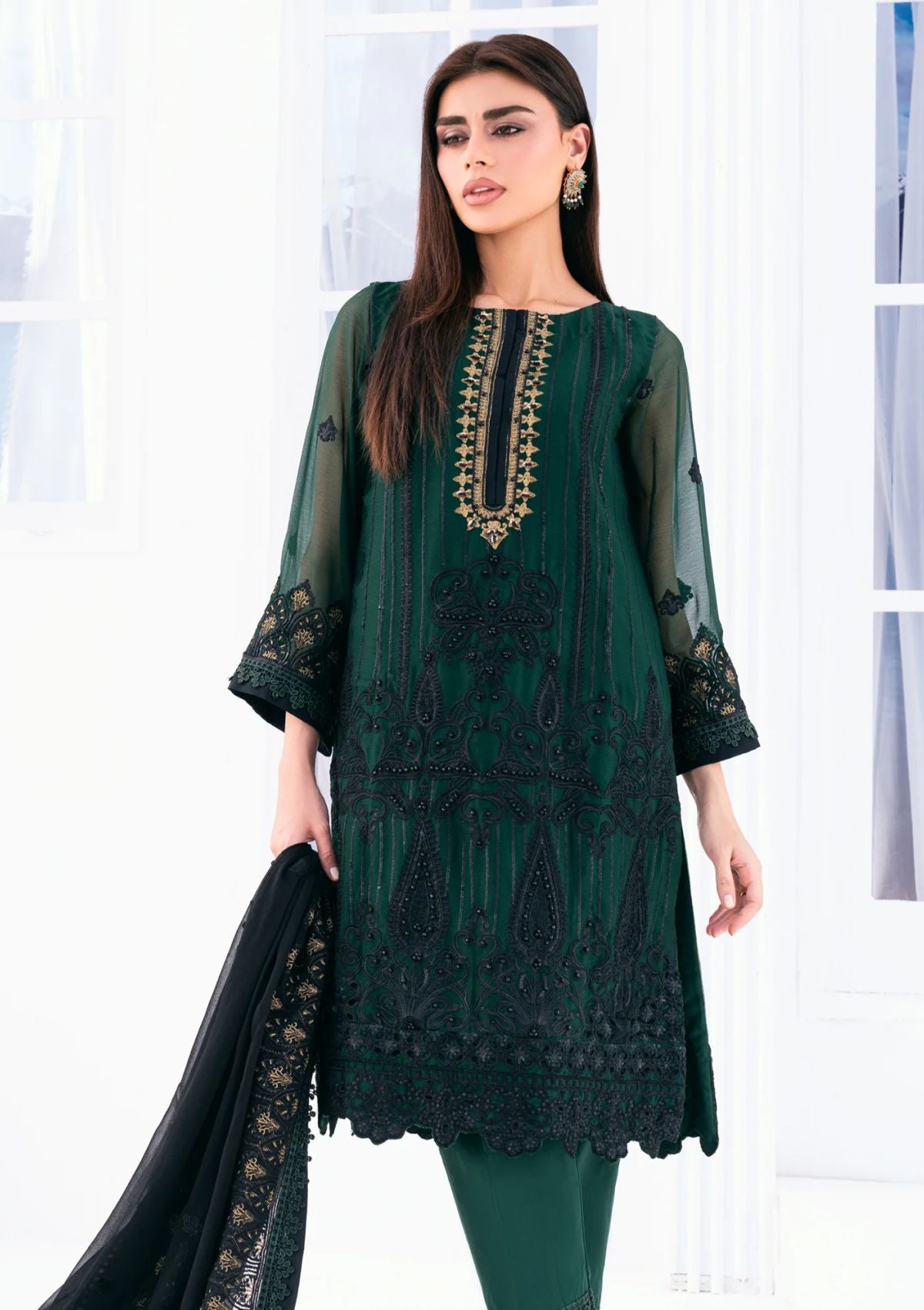 Formal Collection - Noorma Kaamal - Lallaria - Volume 3 - NK-LLC-22