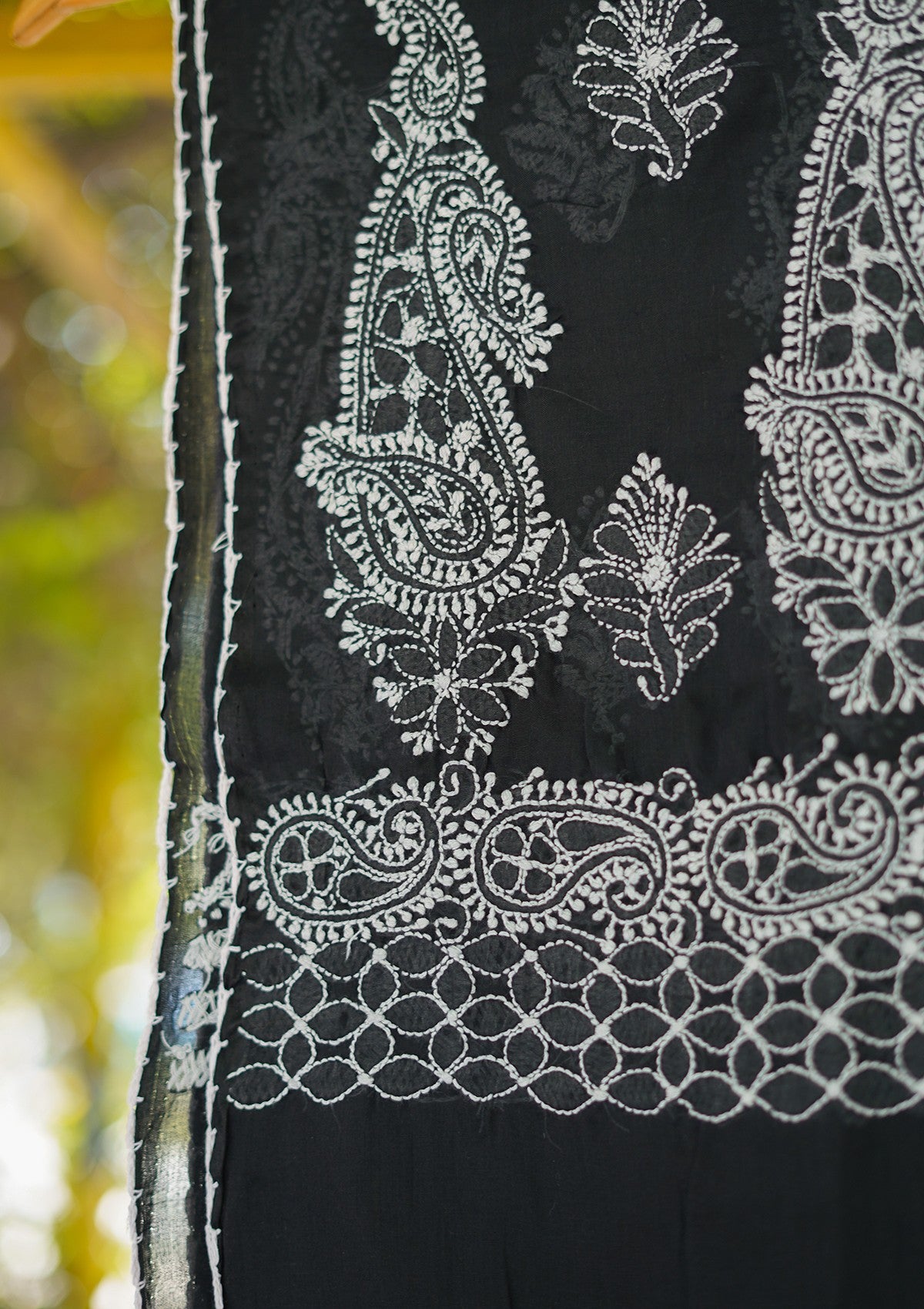 Lawn Chikankari Shawl D - 12 - W Black 1