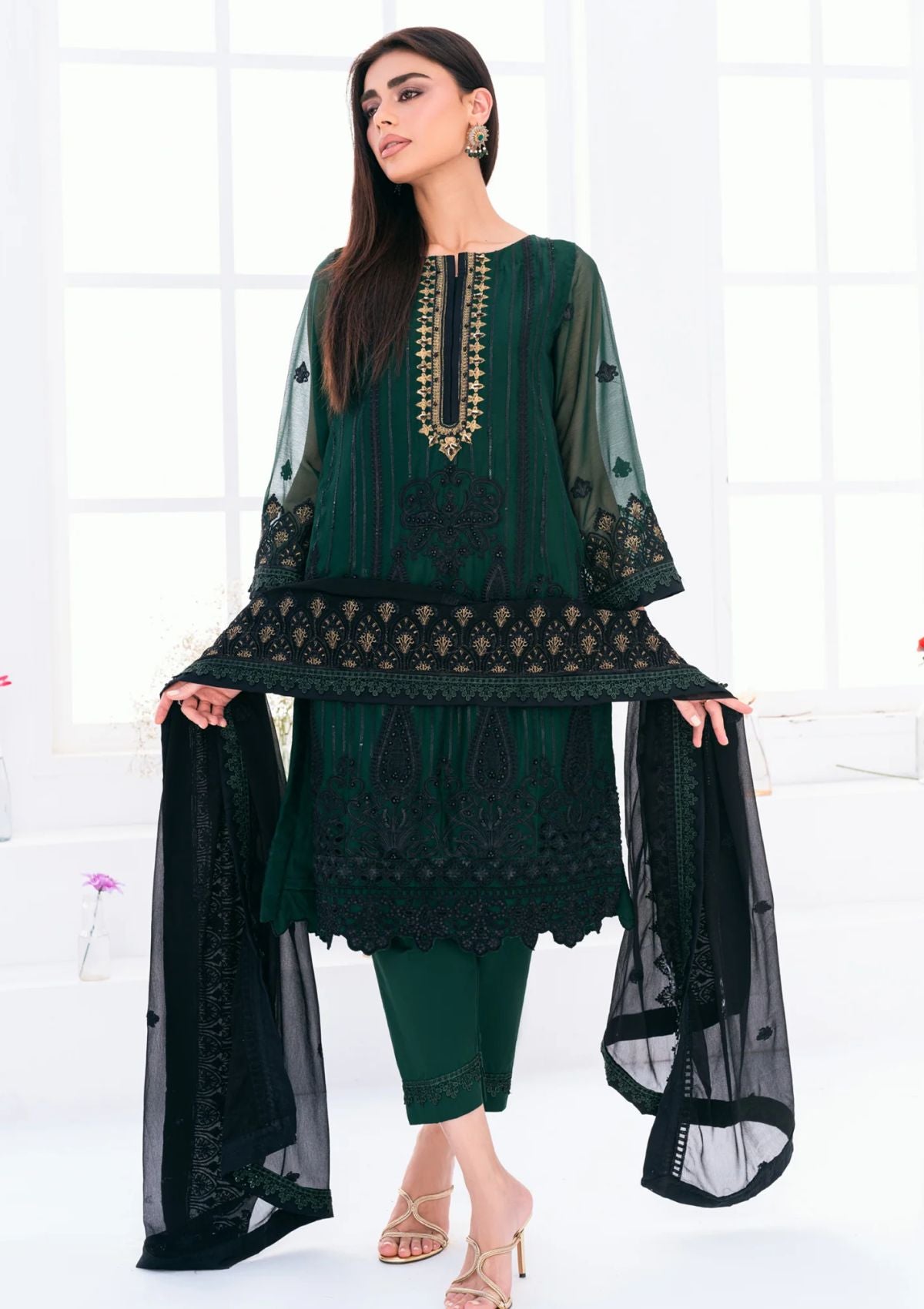 Formal Collection - Noorma Kaamal - Lallaria - Volume 3 - NK-LLC-22