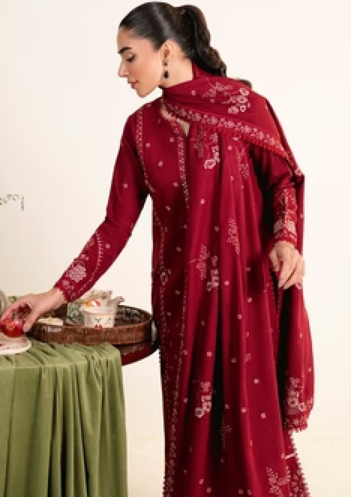 Pret Collection - Neeshay - Fall Winter - Crimson