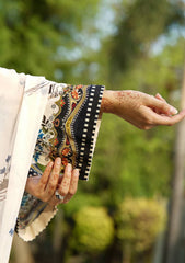 Lawn - Ileen - Print Edit 26 - Lina