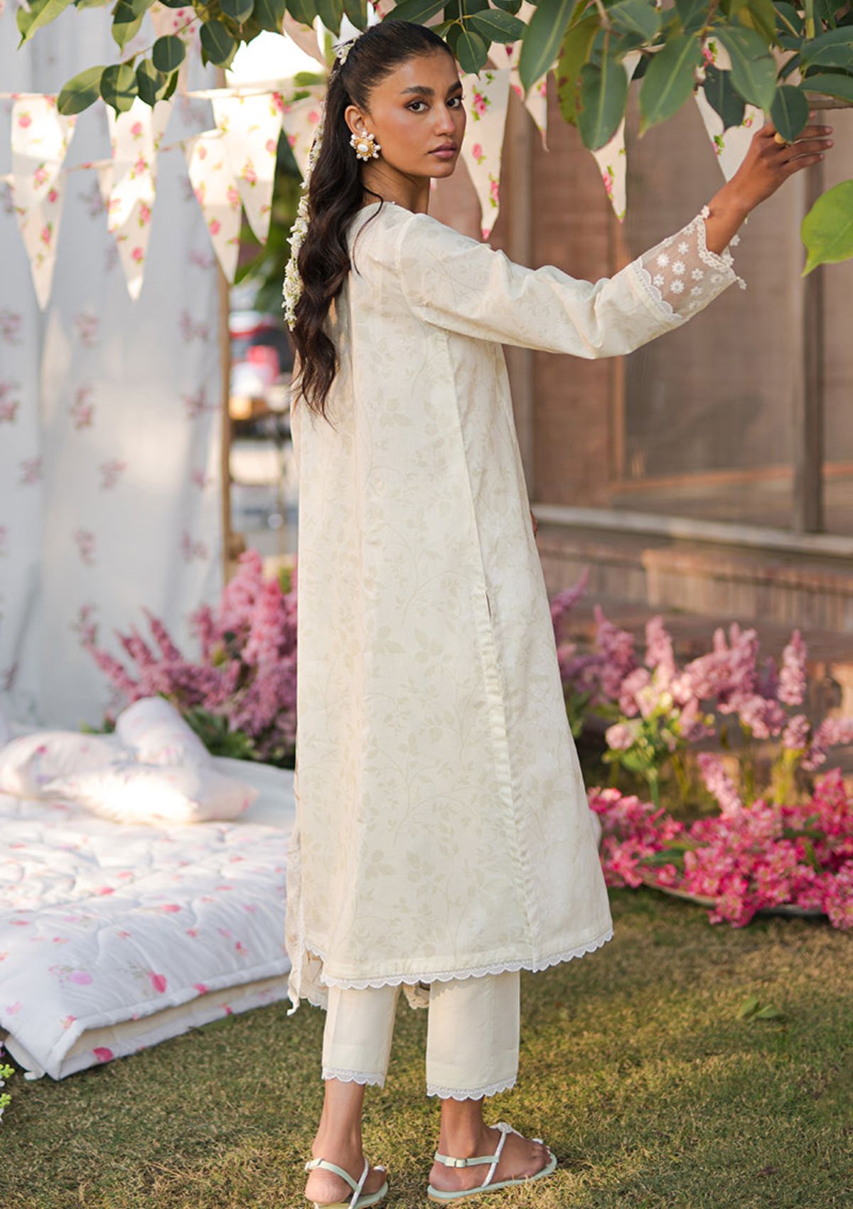 Lawn Collection - Cross Stitch - Eid Lawn - CEL24#25 - WHISPERING WHITE