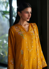 Winter - Neeshay - Reverie Karandi Unstitched 26 - MELLOWGOLD