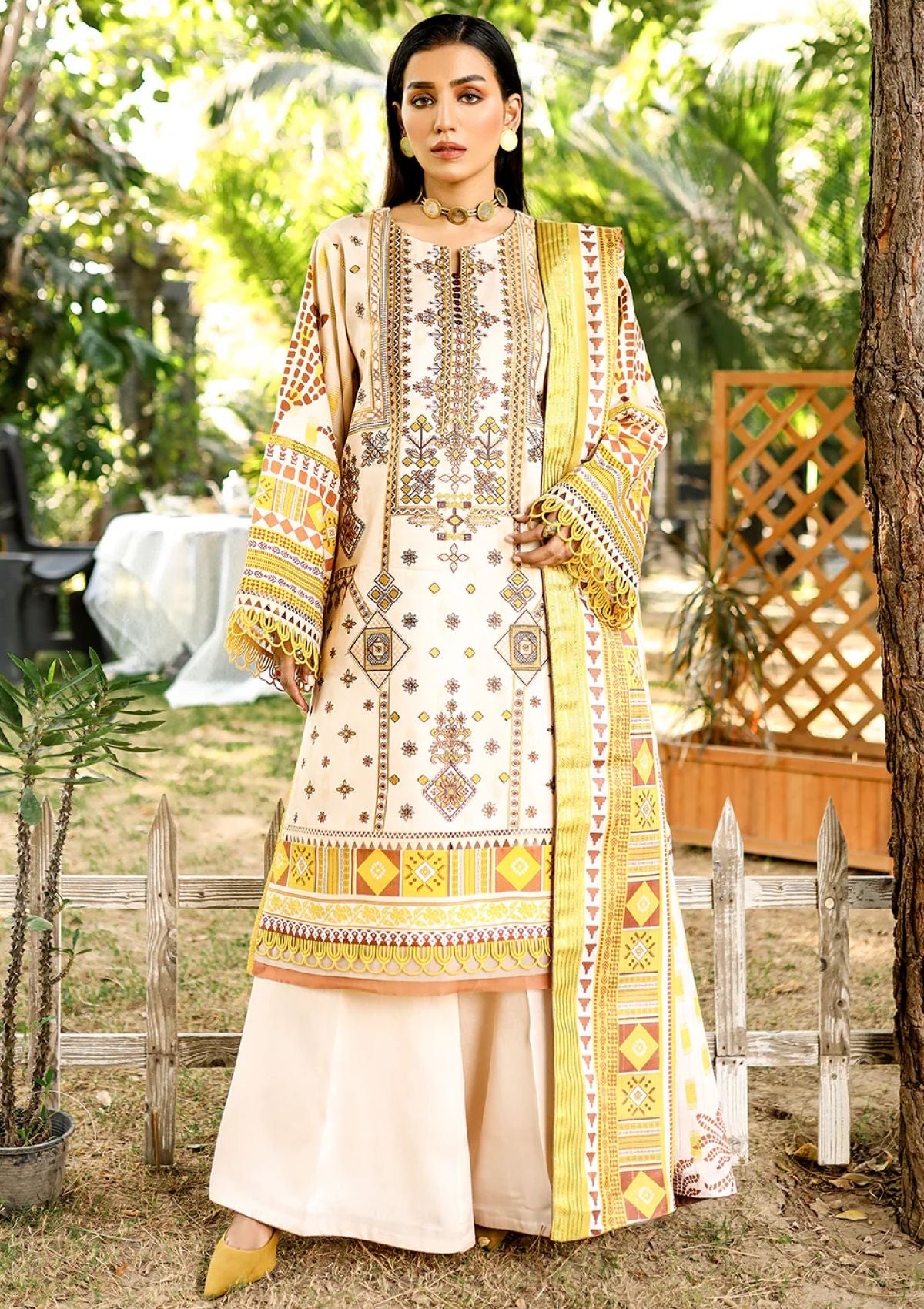 Winter Collection - Bin Ilyas - Maya Jahan - D#761 A