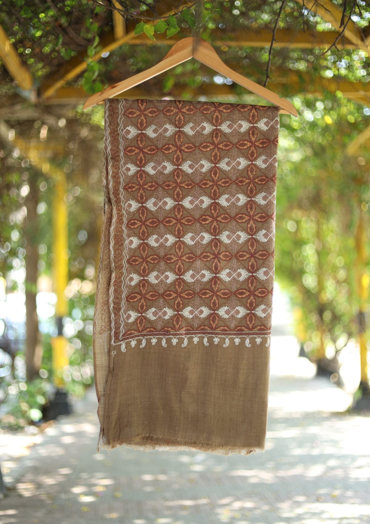 Ari Work Wool Shawl D - 1 – Saleem Fabrics Traditions