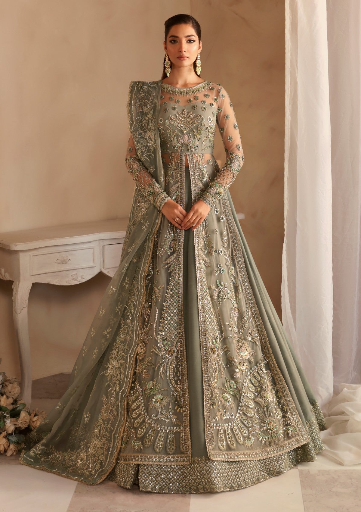 Formal Collection - Akbar Aslam - Aleia 24 - Noche