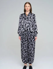 Pret - Moven - Leaf Patterned, Elasticated Waist, Draped Women's Shirt - Black